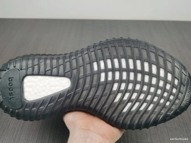 V2 Yeezy 350 GW3774 Adidas Oat Boost MX Black 0731